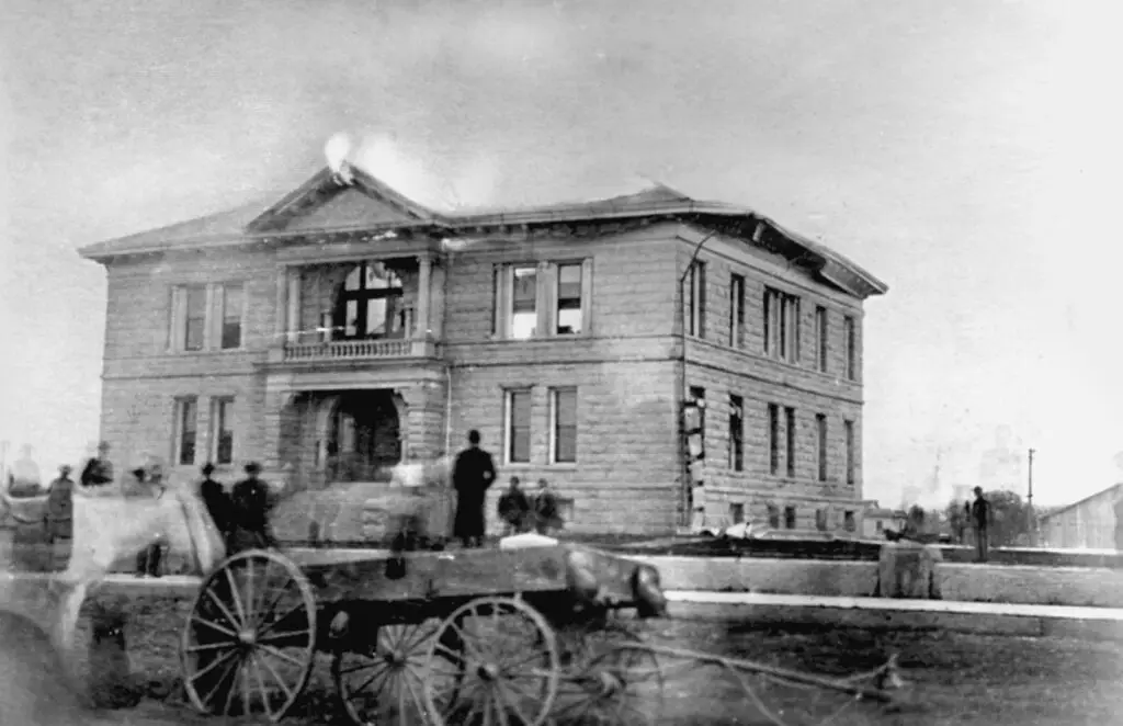 1906 courthouse fire