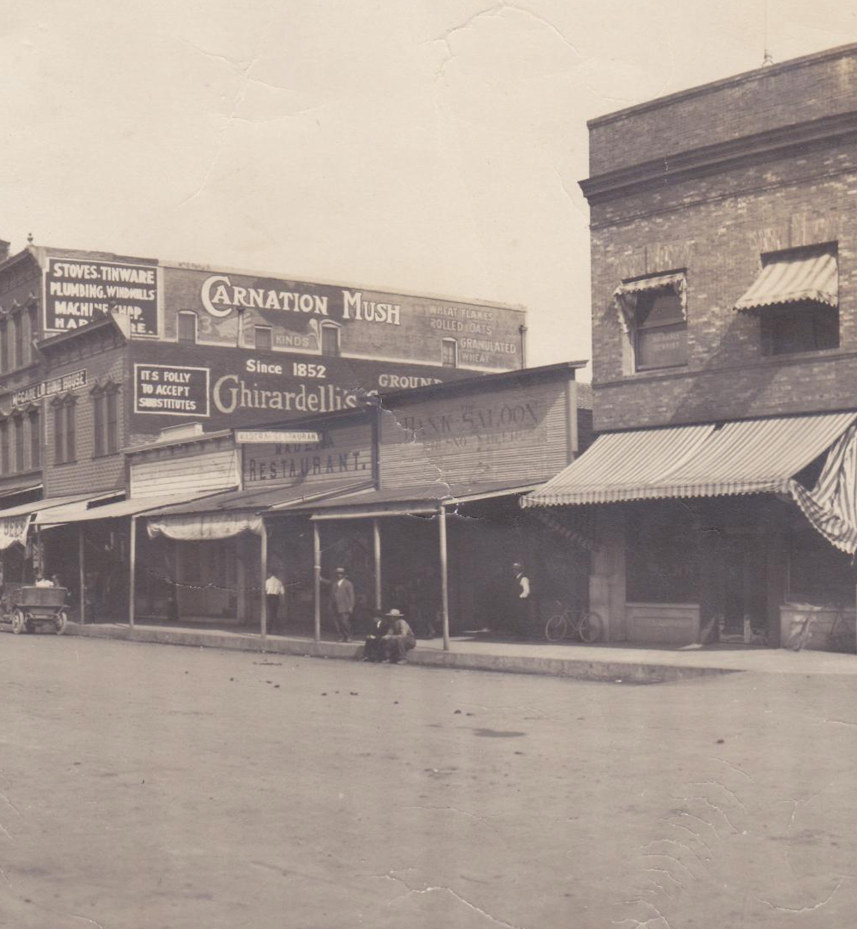 picture of turn of the 20th century downtown Madera